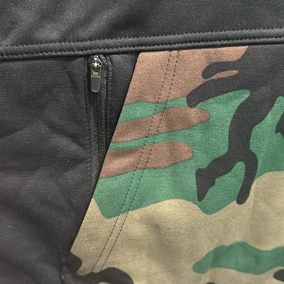 Clemson Sweatshirt - Picture 5 of 6